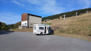 Stellplatz an der alten Liftanlage in Oberwiesenthal